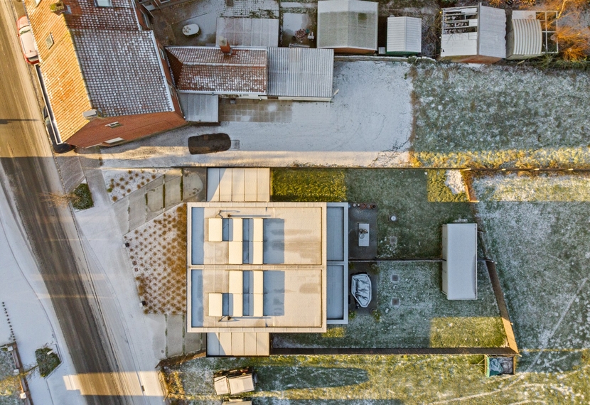 Recente, energiezuinige woning met tuin en carport in Staden – EPC A