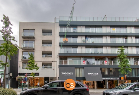 Ruim, lichtrijk appartement met 2 ruime slaapkamers in Roeselare