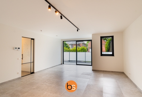 Luxueus en energiezuinig appartement te huur in hartje Beselare